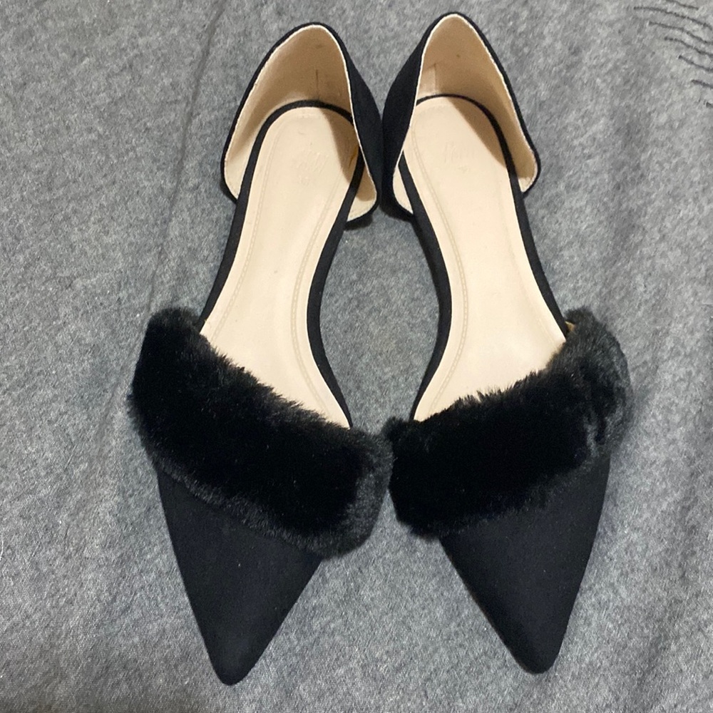 H&M fuzzy flats